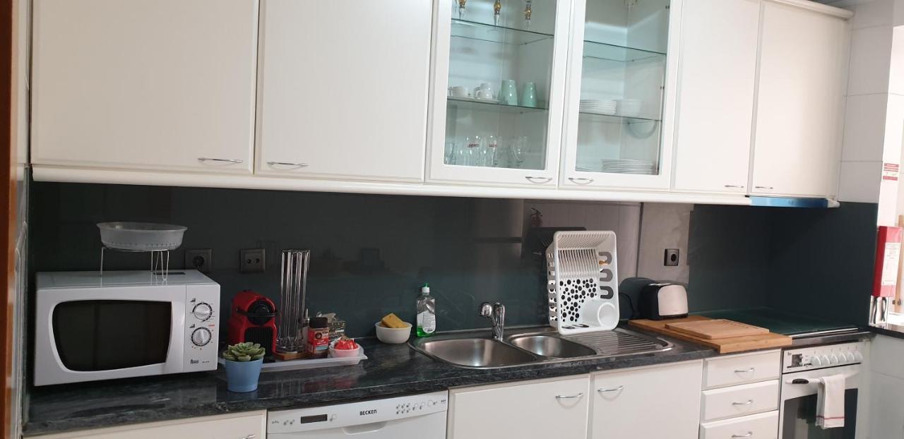Ferienwohnung 3Doorsdown Vila Nova de Gaia Exterior foto