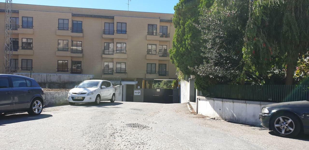 Ferienwohnung 3Doorsdown Vila Nova de Gaia Exterior foto